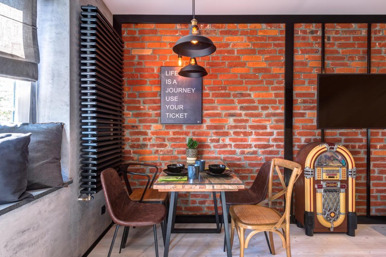 Apartamenty Colobrzeg Loft โควอบเซก ภายนอก รูปภาพ
