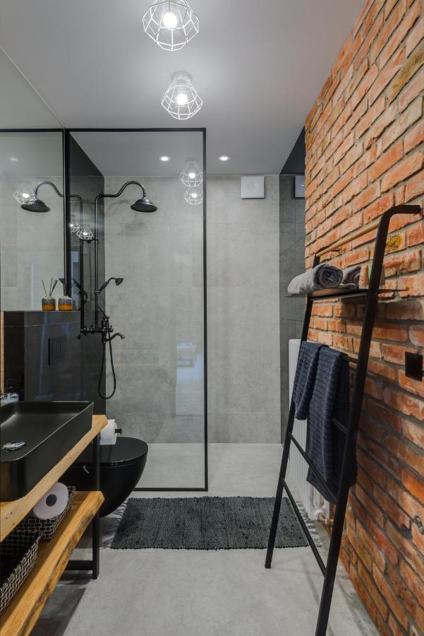 Apartamenty Colobrzeg Loft โควอบเซก ภายนอก รูปภาพ